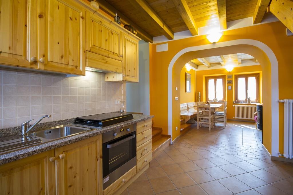 Villa Casa delle Noci Grimacco Camera foto