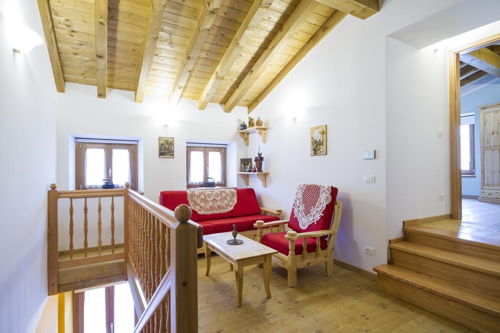 Villa Casa delle Noci Grimacco Camera foto